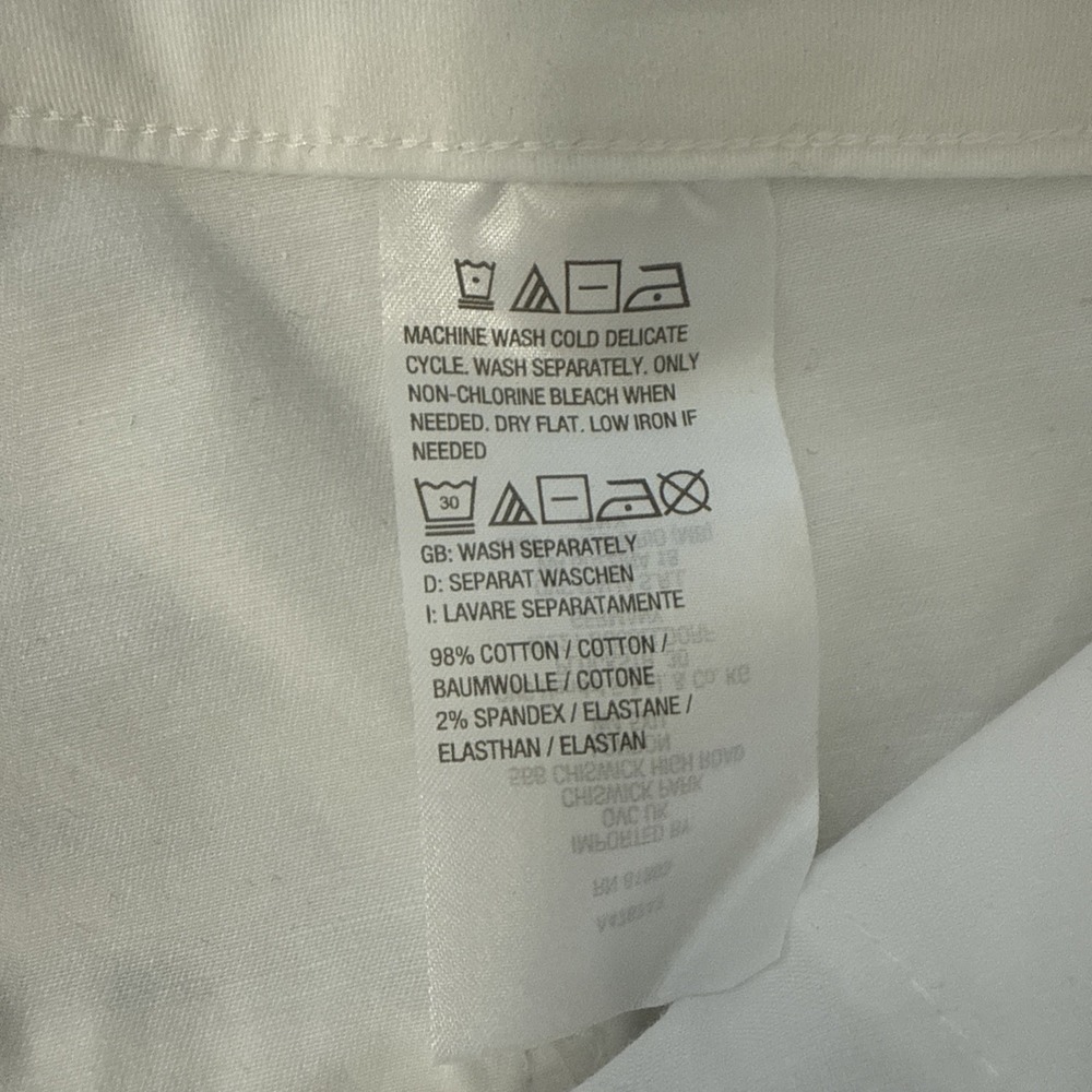 D & Co. Women's‎ Plus Sized Shorts White Size 18w - Picture 5 of 6